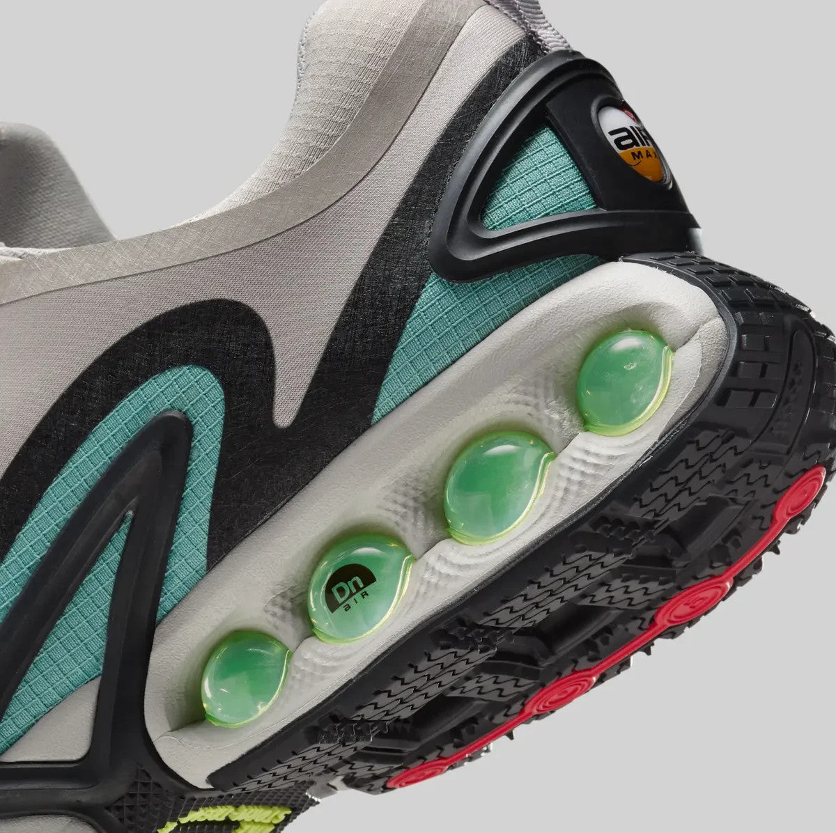 HQ8605-003 Nike Air Max DN Roam (Men's)