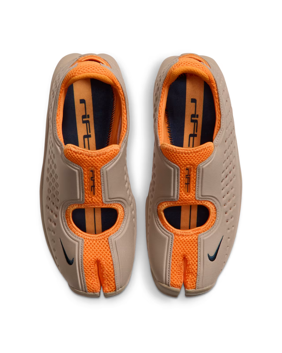 IQ8006-201 Nike Rift 2 Shoes (Women's)
