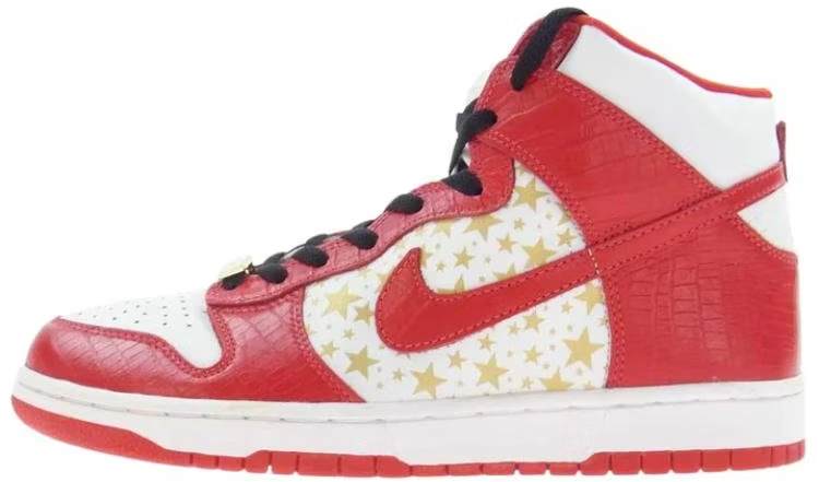 307385-161 Supreme Ã Nike SB Dunk High "Red Stars" (Men's)