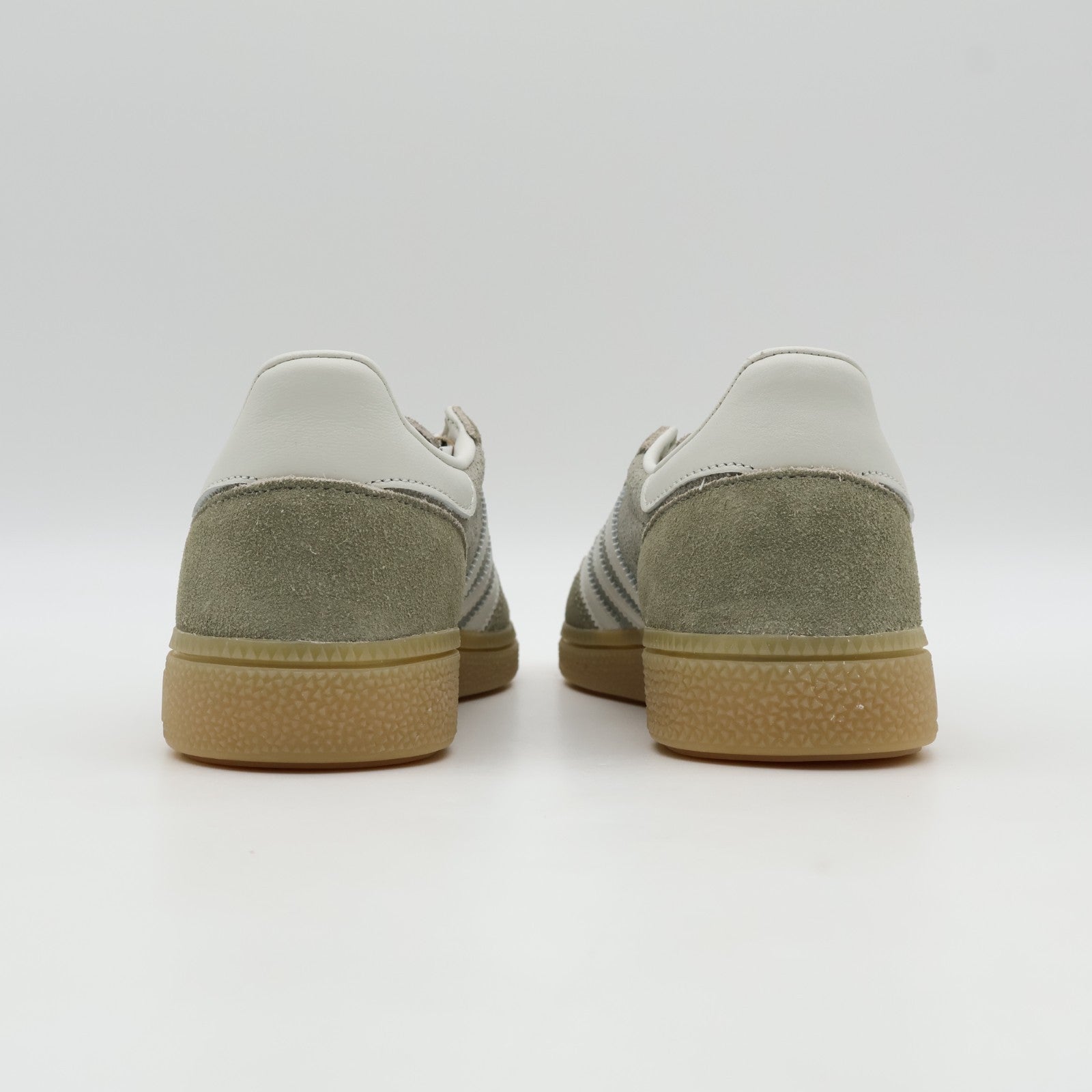 JR0850 adidas Originals  Handball Spezial Silver Pebble Orbit Grey Gum (Women's)