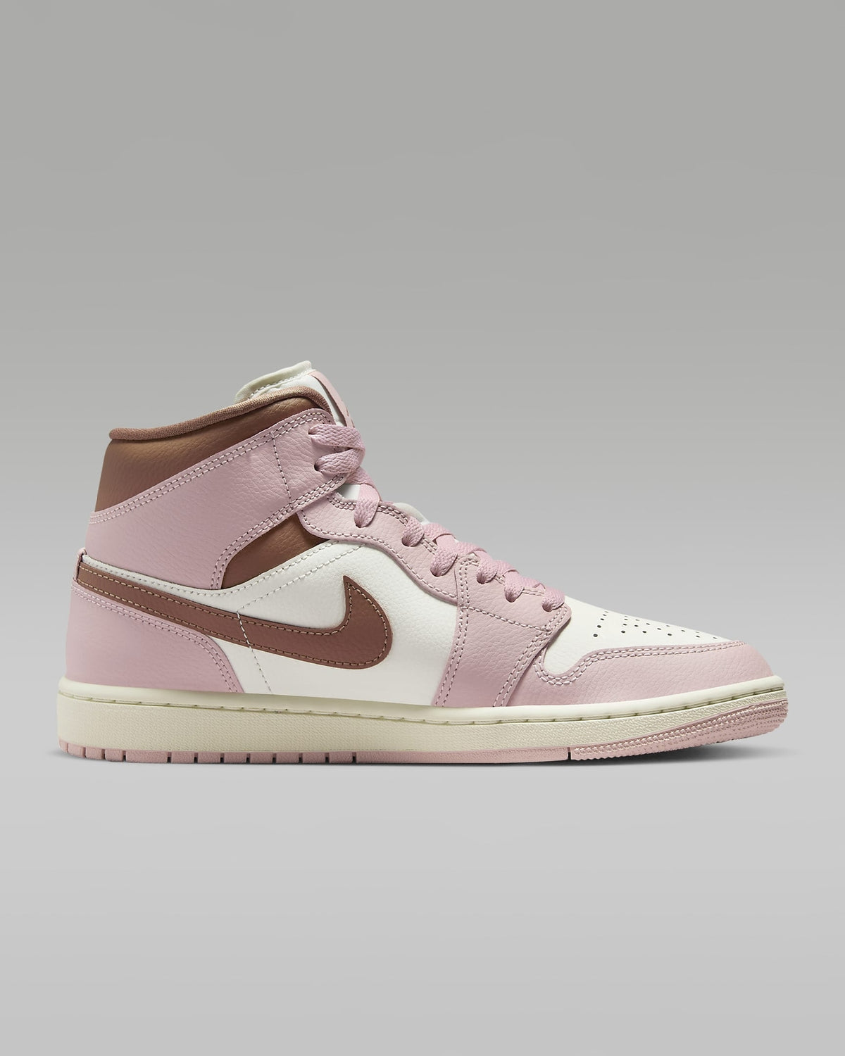 BQ6472-620 Nike Women's Air Jordan 1 Mid Pink Oxford Sail Archaeo Brown (Women's