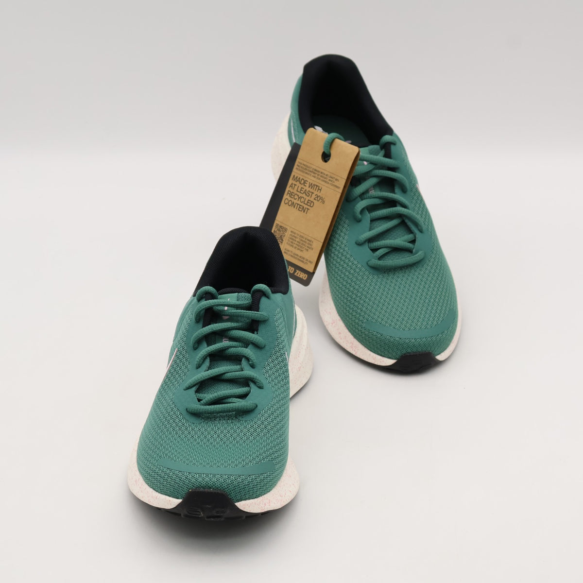 FB2208-301 NIKE Revolution 7 Road Running Shoes (Women's)