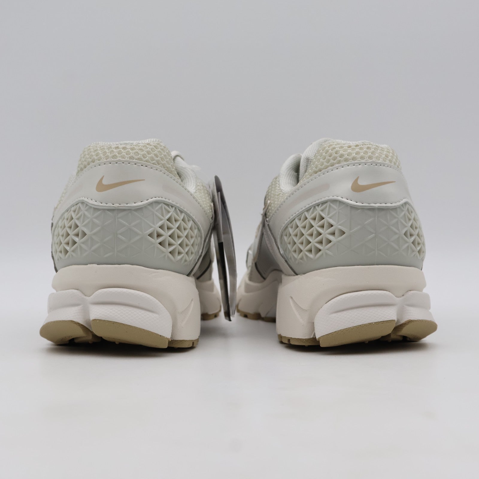 IB8929-003 Nike Zoom Vomero 5 Light Bone Phantom (Women's)