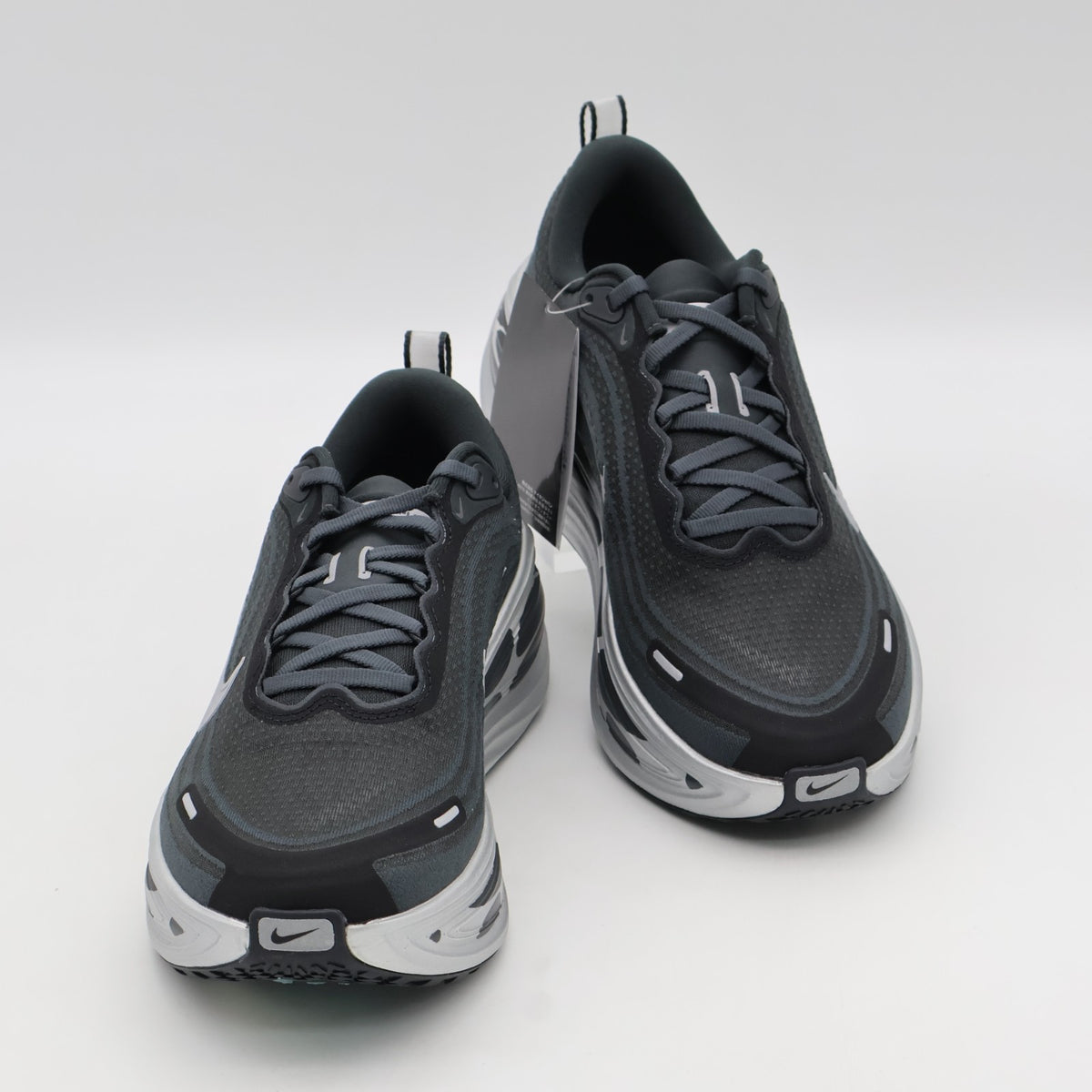 IM6011-060 Nike Vomero Plus Anthracite Cannon White Reflect Silver (Men's)