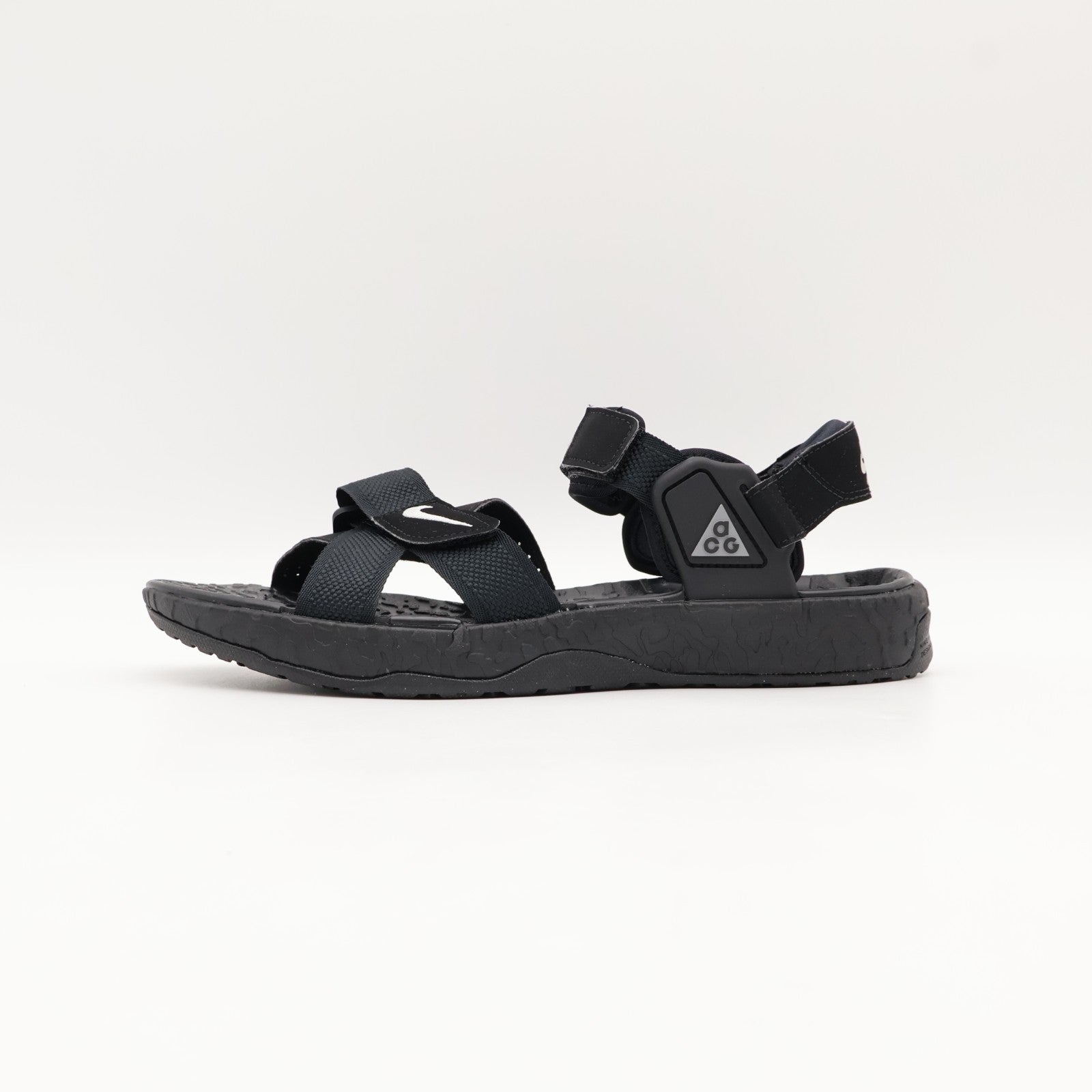 DO8951-001 Nike ACG Air Deschutz  Black Grey Fog (Men's)