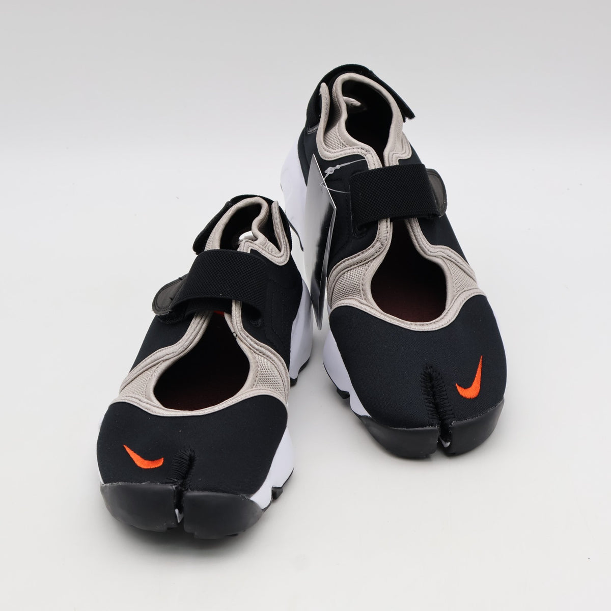 IW1244-010 Nike Air Rift "Black/College Grey" (Men's)