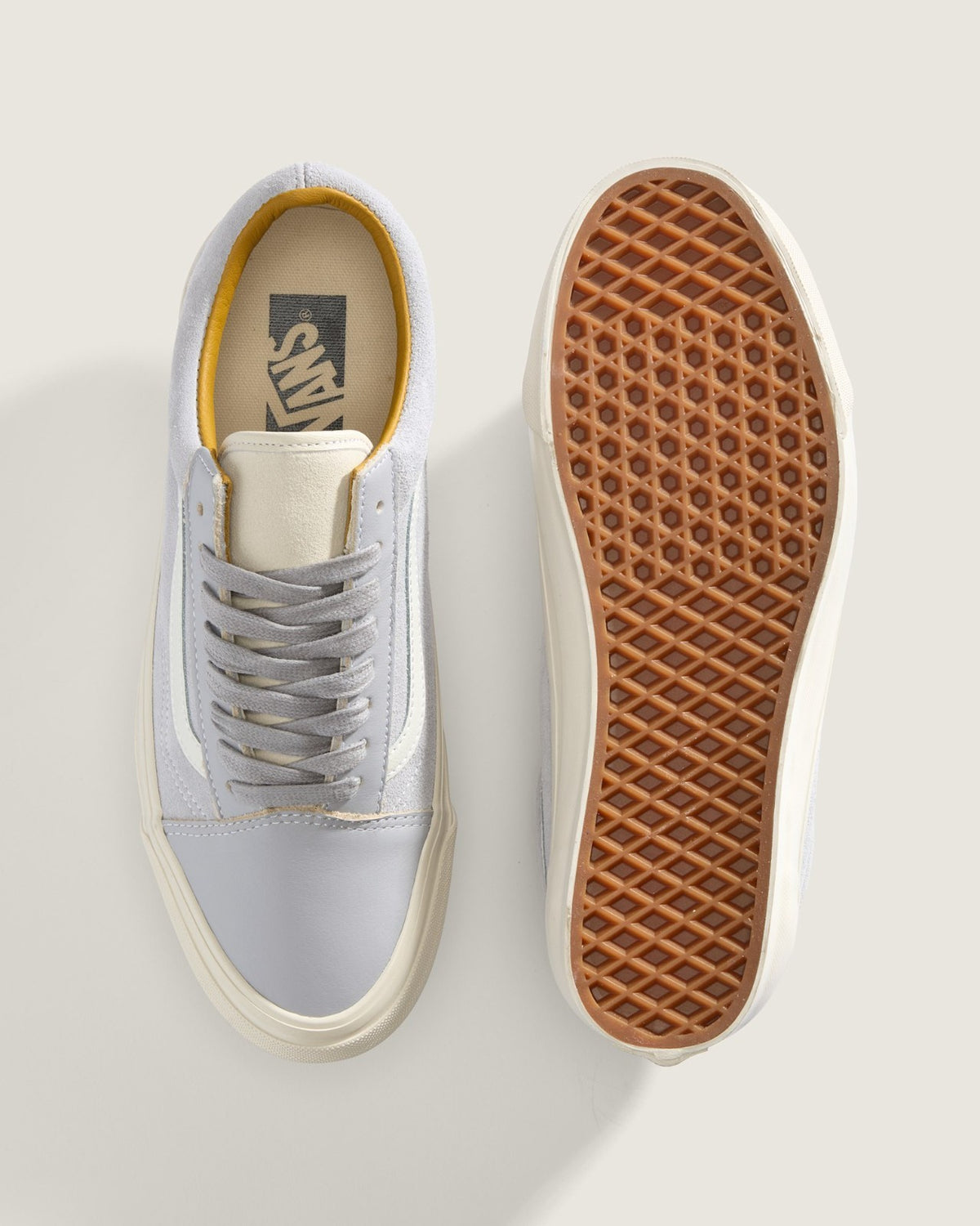 VN000D9JLTG Vans Premium Old Skool Light Grey (Men's)