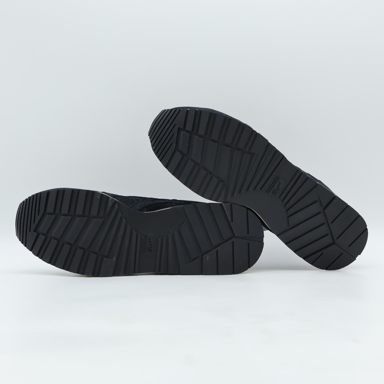 1183B664-001 Onitsuka Tiger Tiger Ally Black (Men's)