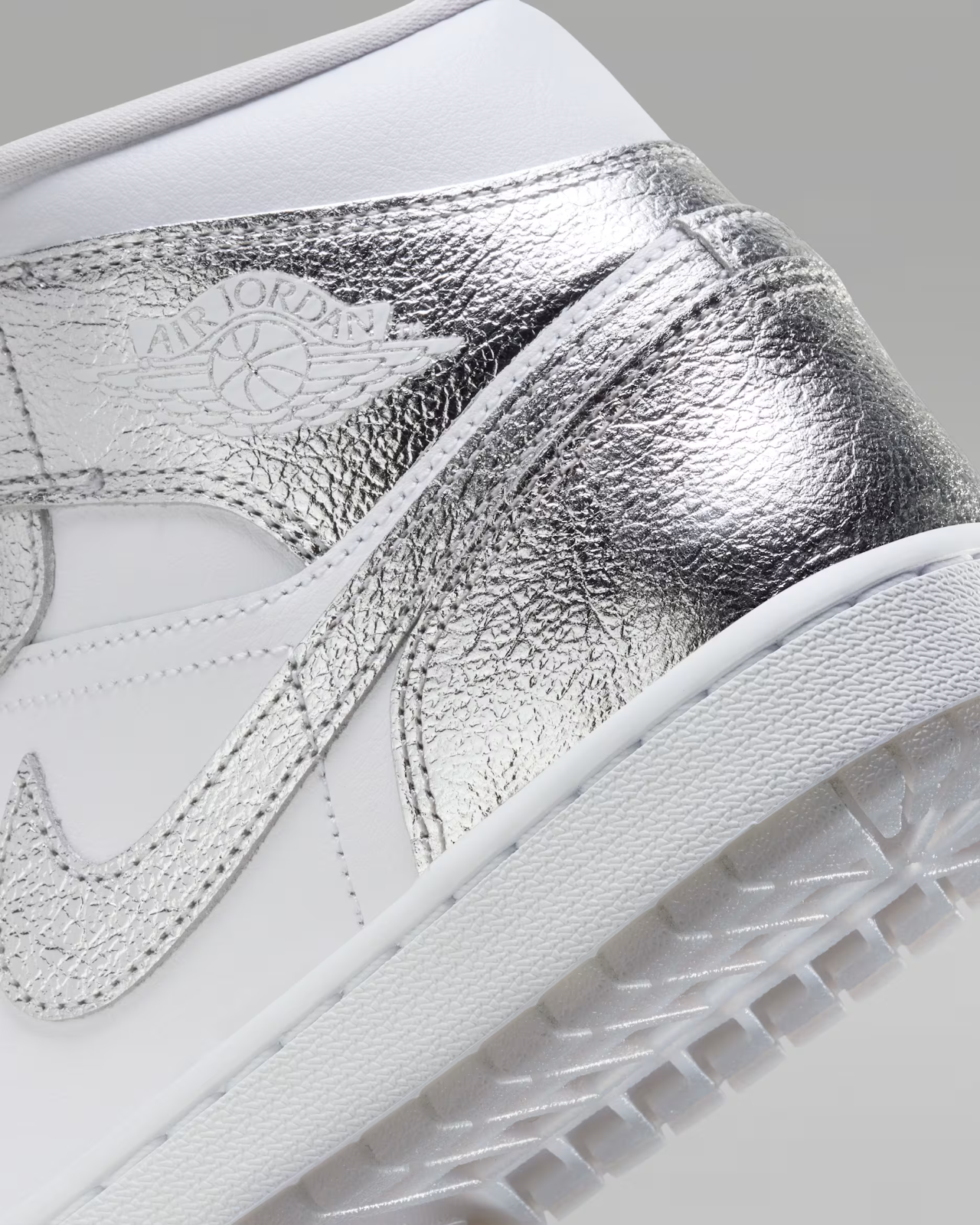 FN5031-100 Nike Air Jordan 1 Mid SE "Metallic Silver" (Women's)