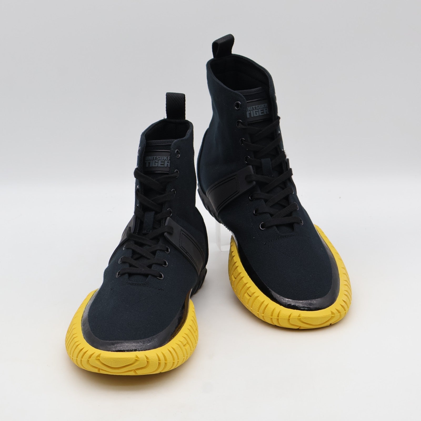 1183C167-001 Onitsuka Tiger Duck Tiger MT Black Tai Chi Yellow (Men's)