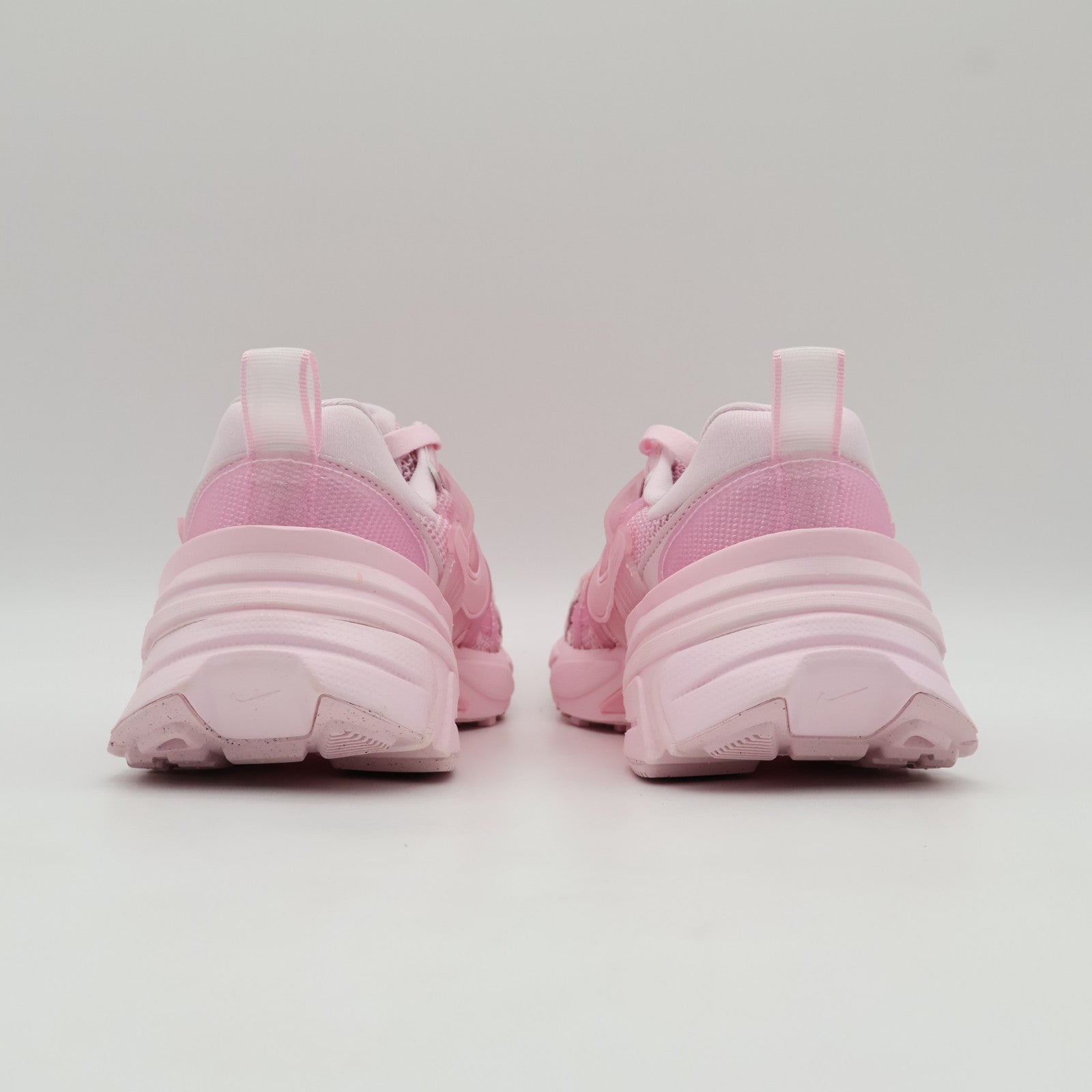 HJ5269-600 Nike V2K Run Pink Foam Arctic Pink Summery Florals (Women's)