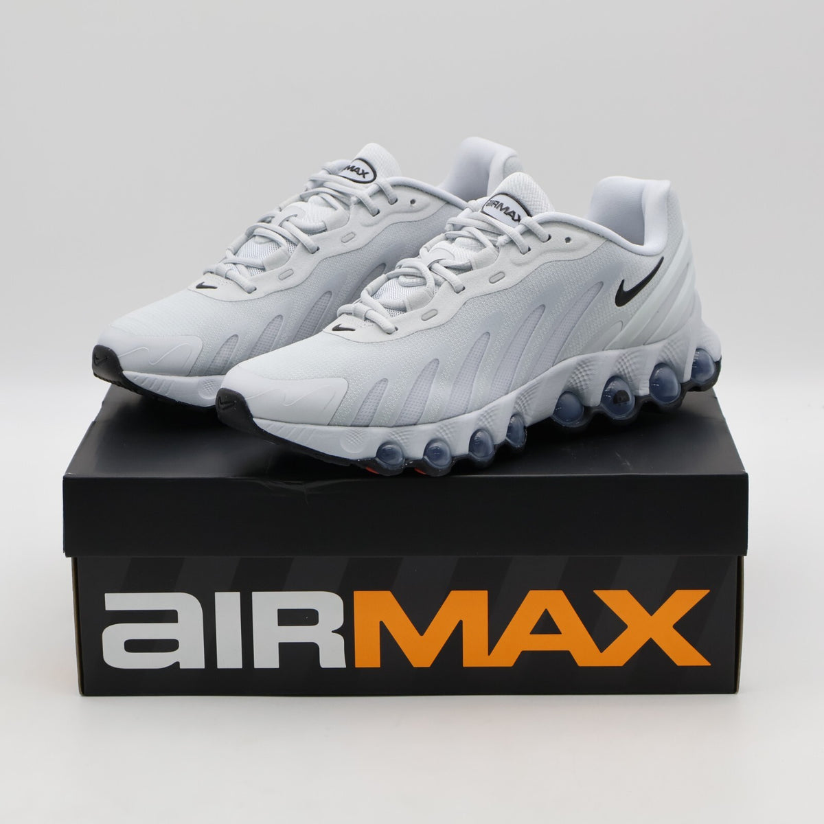 FQ7860-010 Nike Air Max DN8 White Black (Men's)