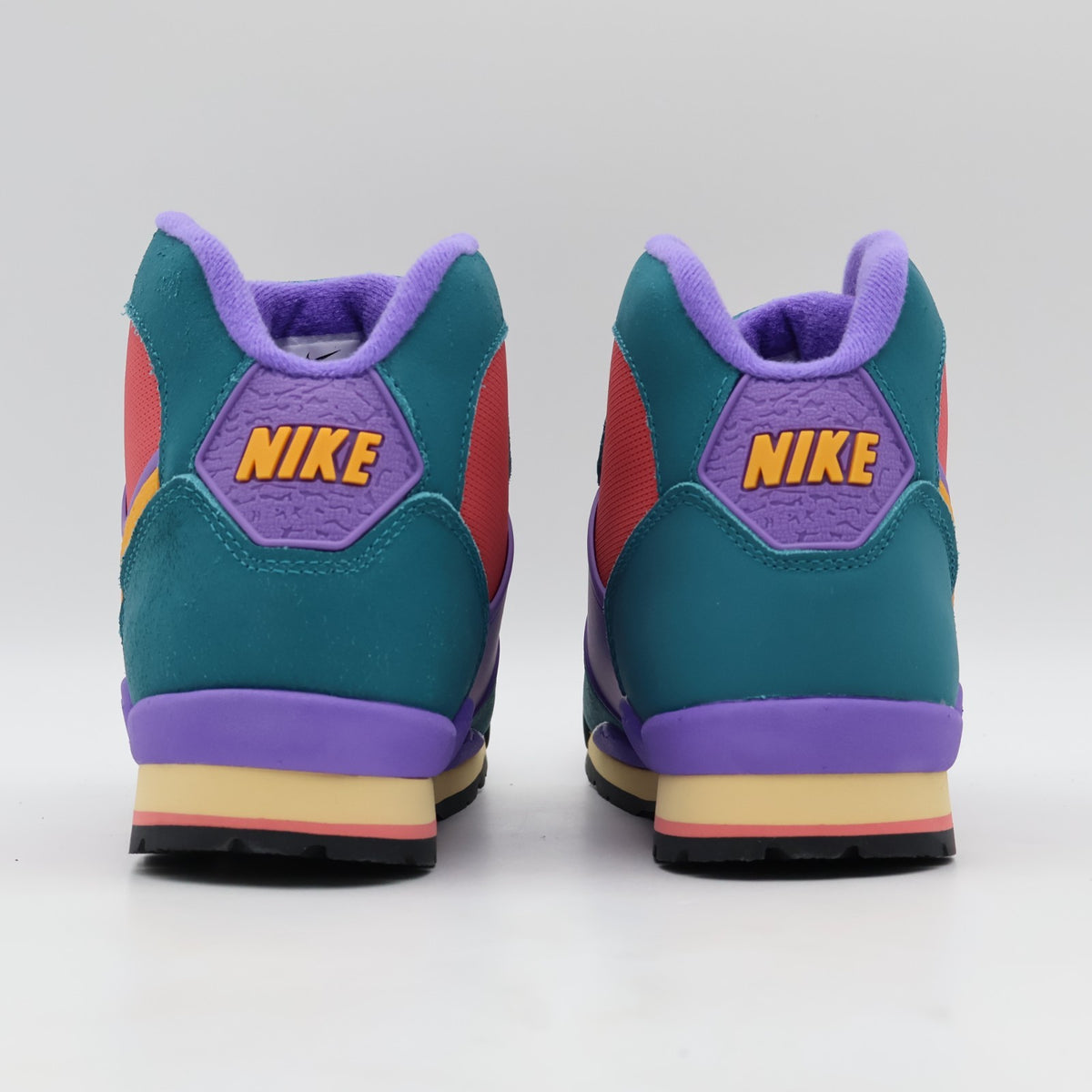 IH4450-300 Nike Baltoro High Bright Spruce Fruit Punch (Men's)