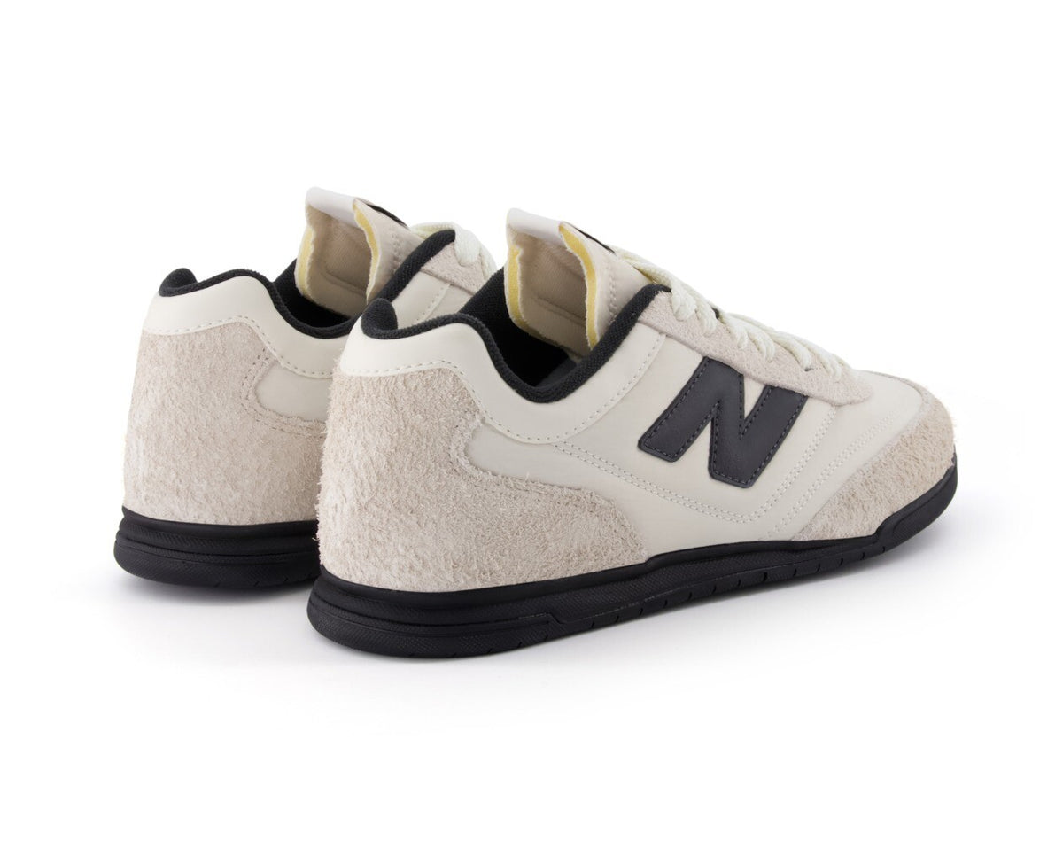 URC42NAL niko and... Exclusive New Balance RC42 Off White (Men's)