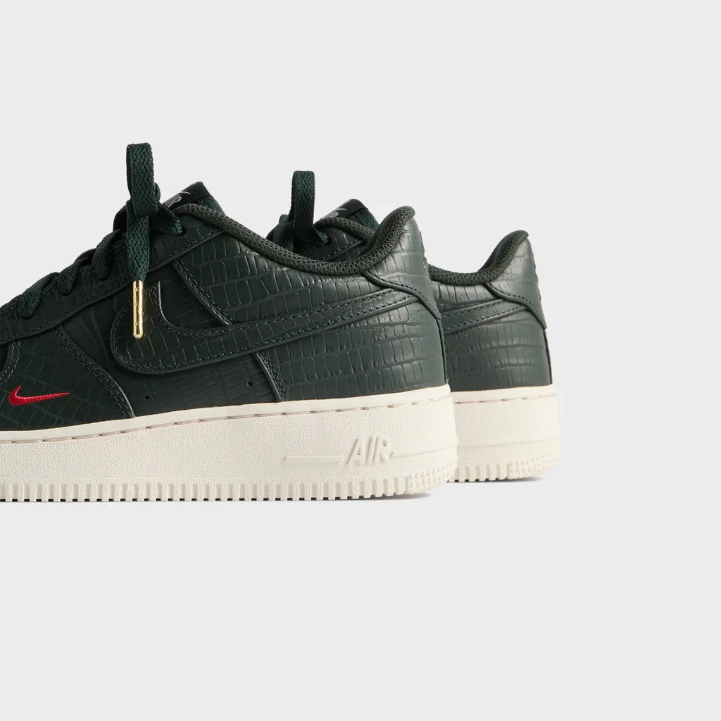 IM6037-300 KITH Nike GS Air Force 1 Low Black Spruce