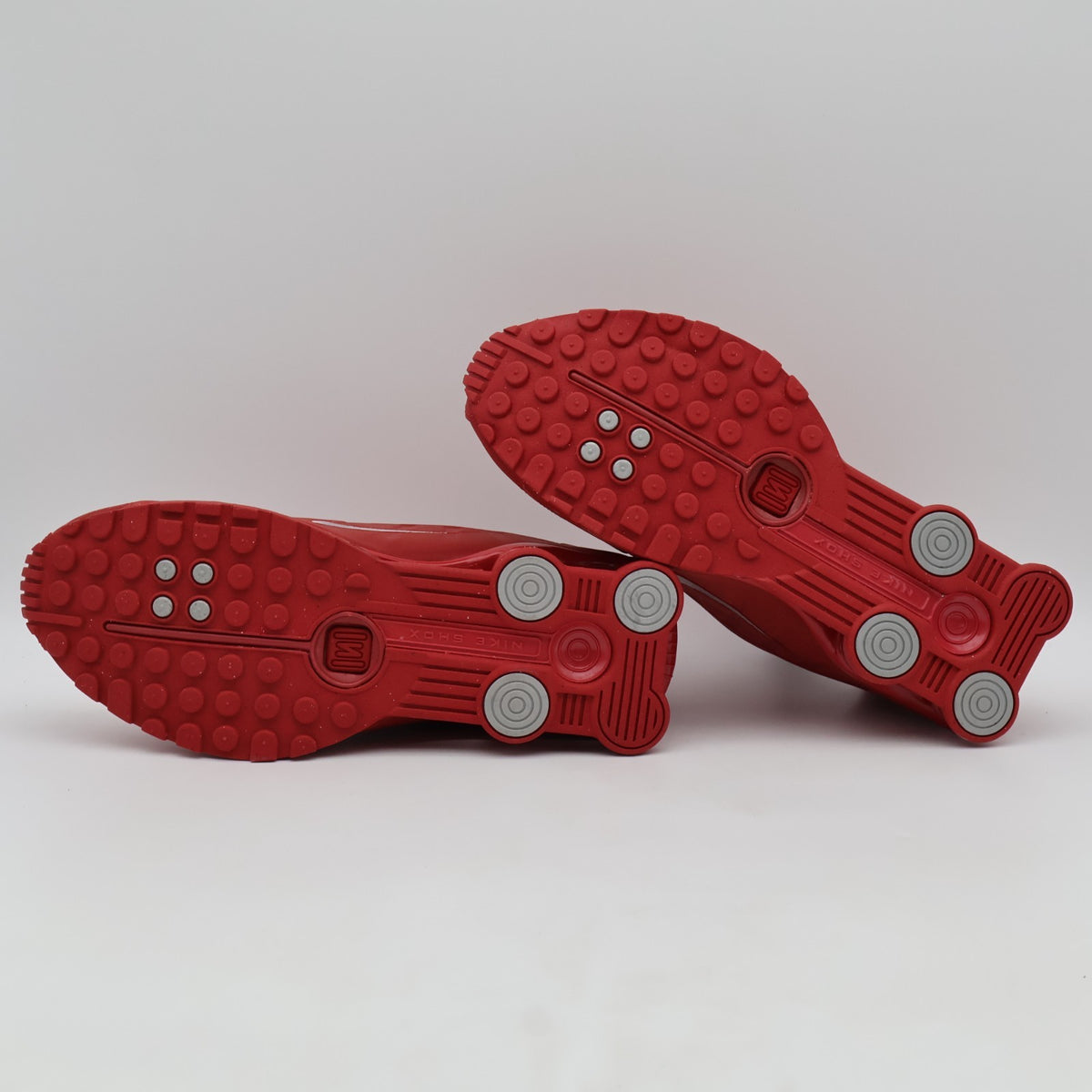 IQ0608-687 Nike Shox R4 Gym Red Metallic Silver (Men's)