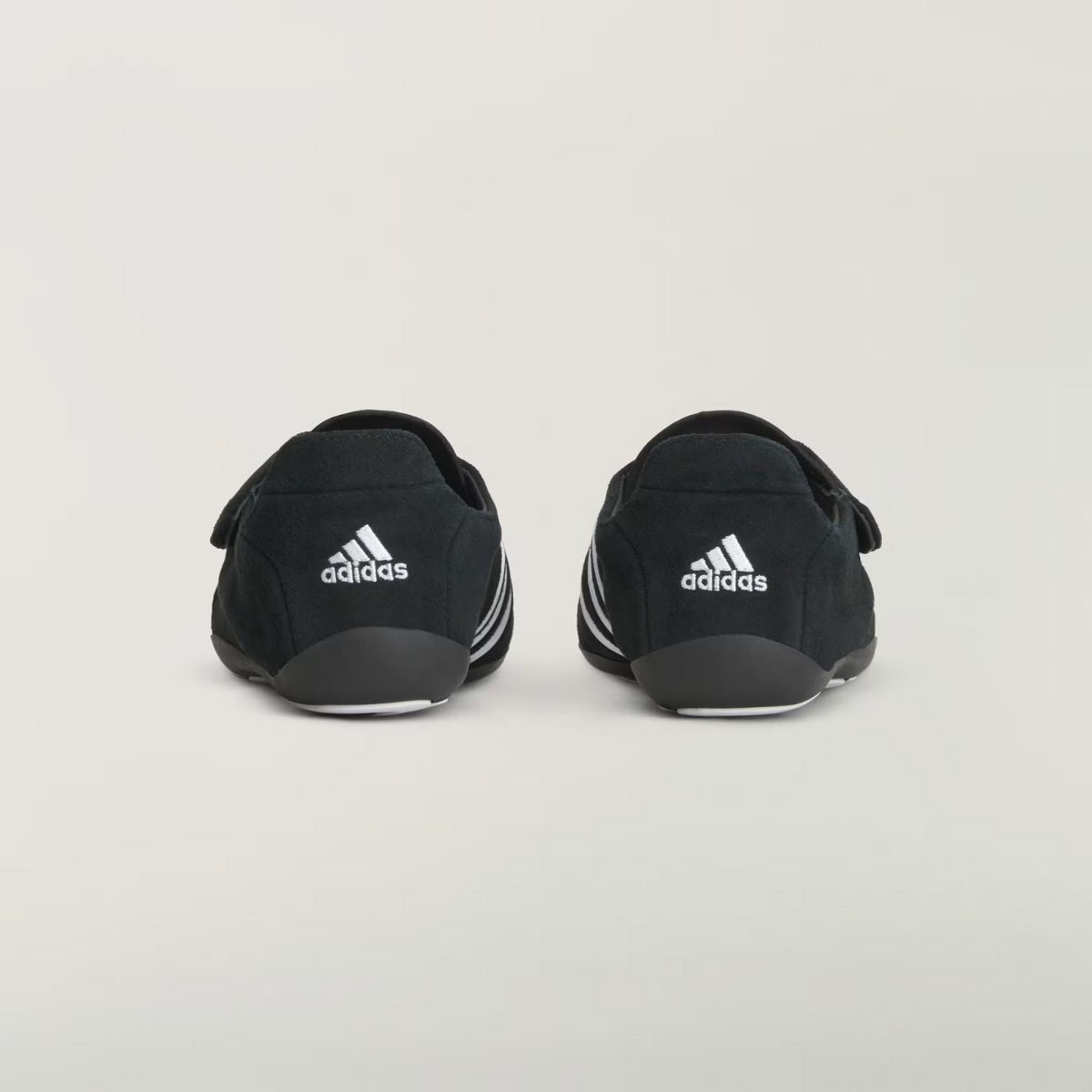 KJ0953 Pharrell Williams Ã adidas Vario Flat Earther "Black" (Men's)