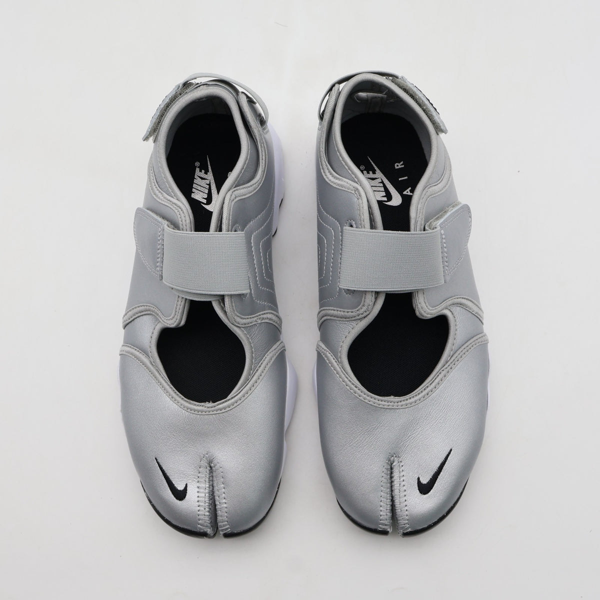HM5737-003 Nike Air Rift Leather Metallic Silver (Women's)