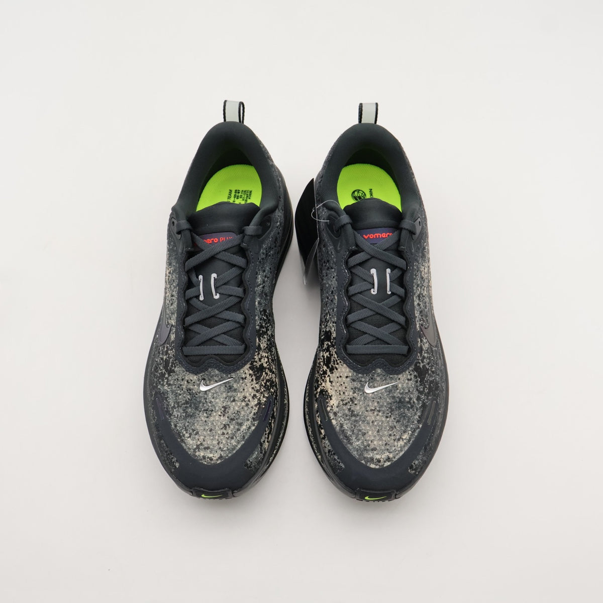 IM6776-060 Nike Vomero Plus Anthracite Oatmeal Volt Black (Men's)