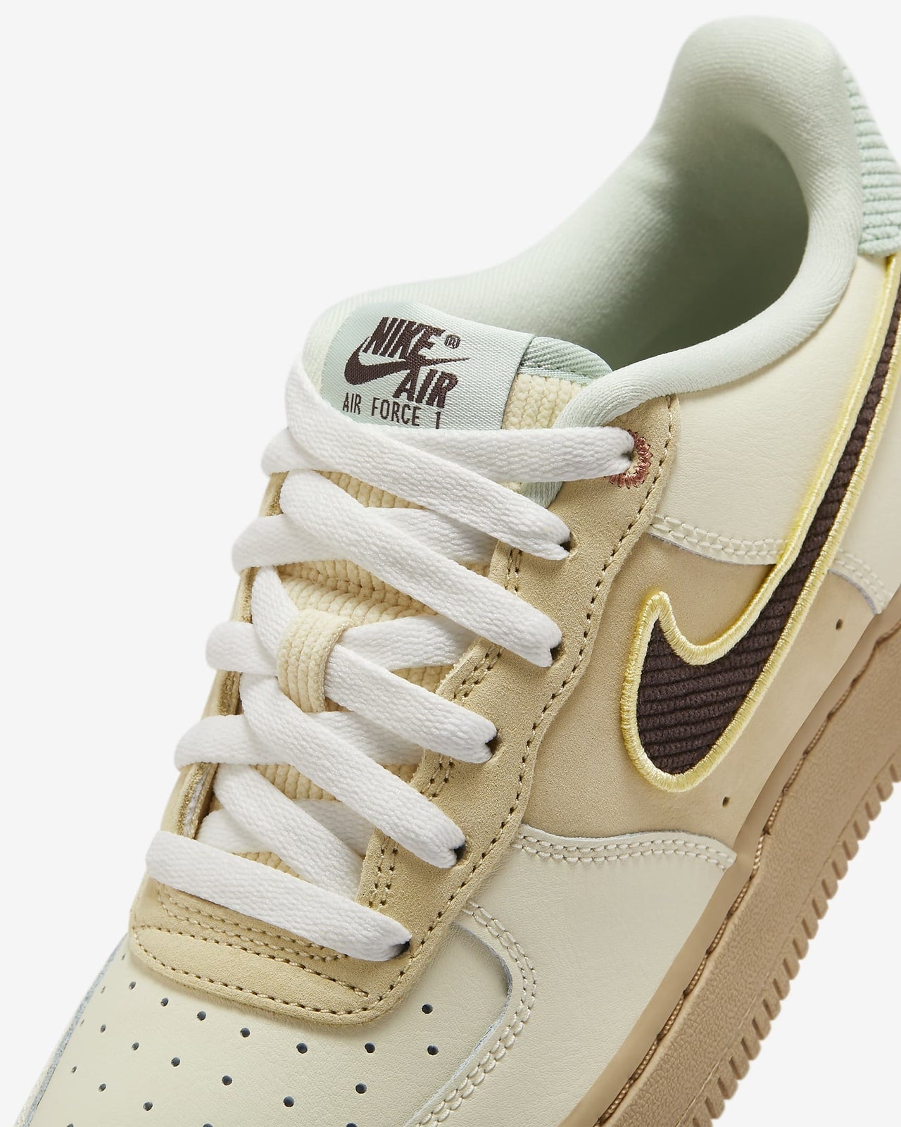 HQ3473-122 Nike GS Air Force 1 Low Coconut Milk Seafoam