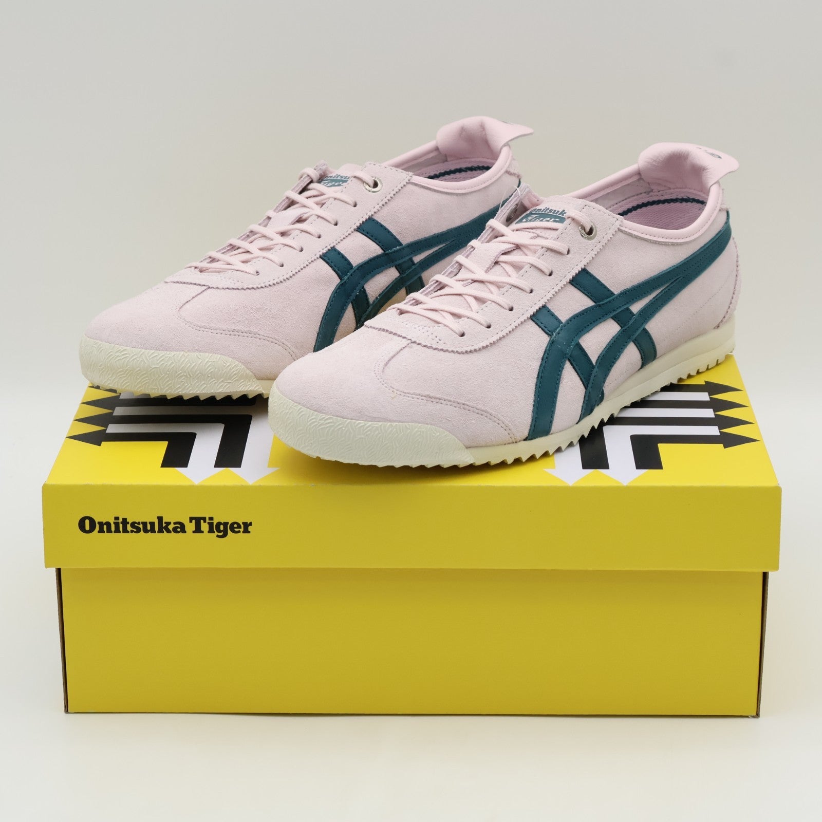 1183C517-700 Onitsuka Tiger MEXICO 66 SD CRYSTAL PINK SPRUCE GREEN (Men's)