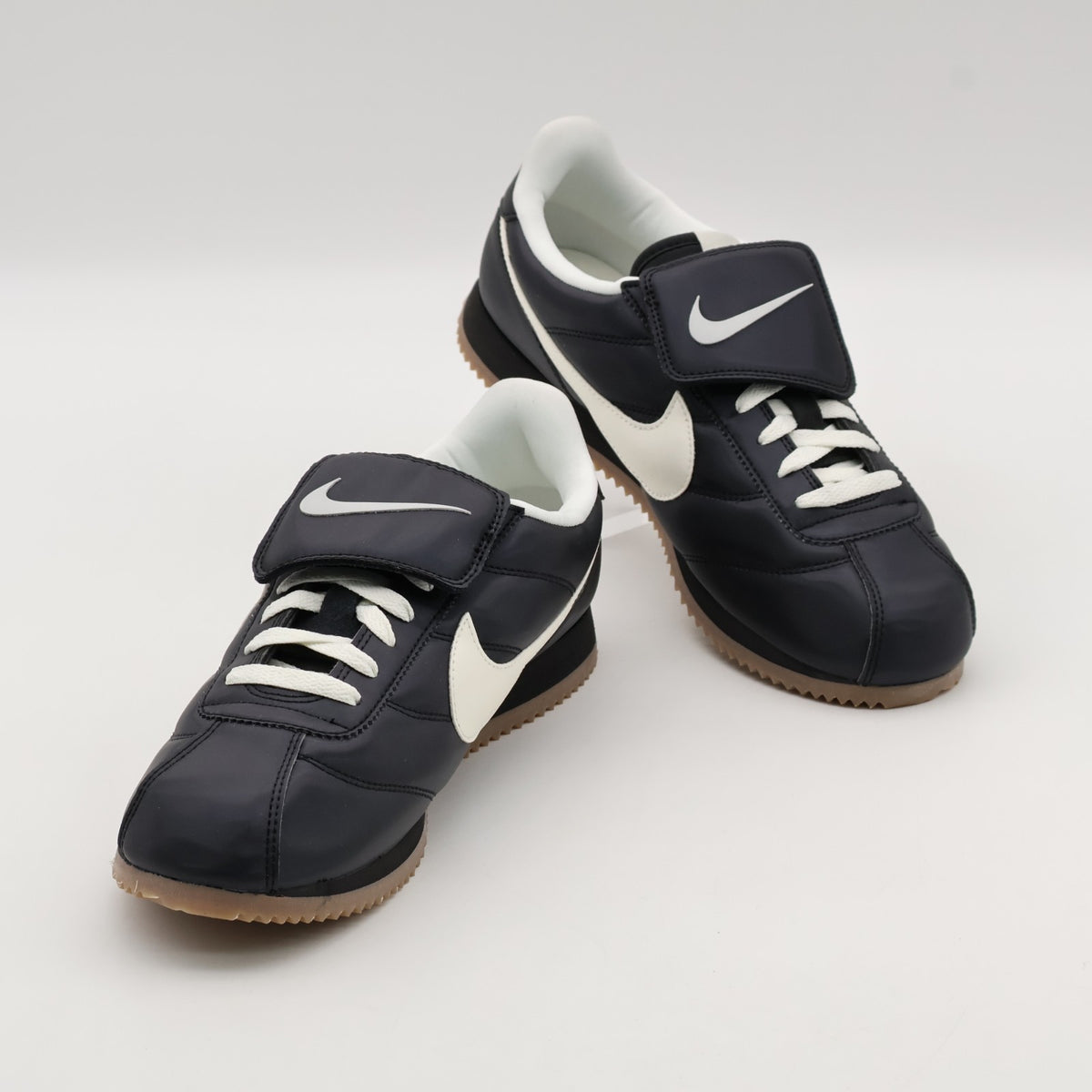 IM4843-010 Nike Cortez SE Tiempo (Men's)