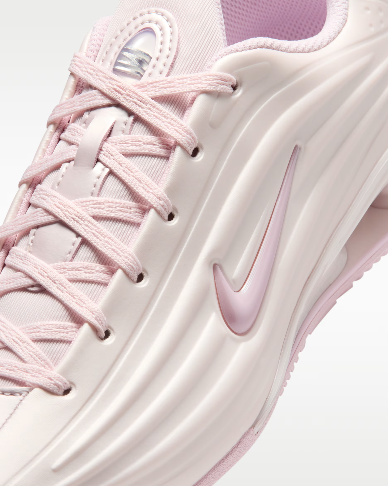 IR1222-600 Nike Shox Z "Pearl Pink/Metallic Silver" (Women's)