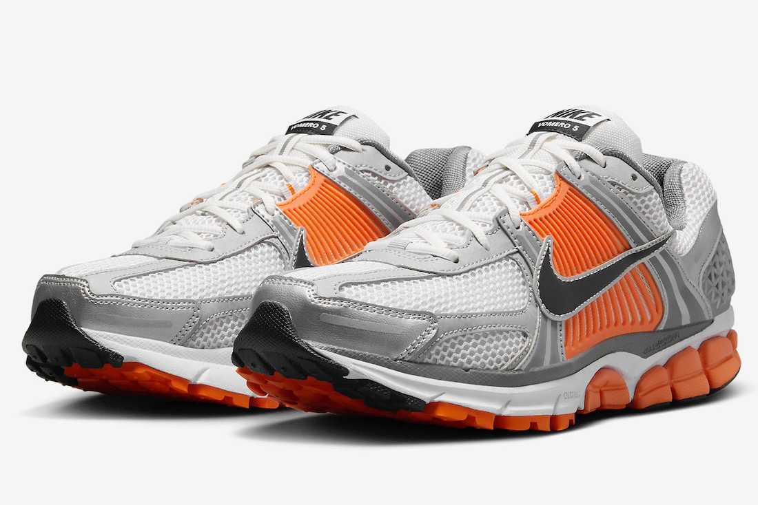 FJ4151-002 Nike Zoom Vomero 5 Platinum Tint (Men's)