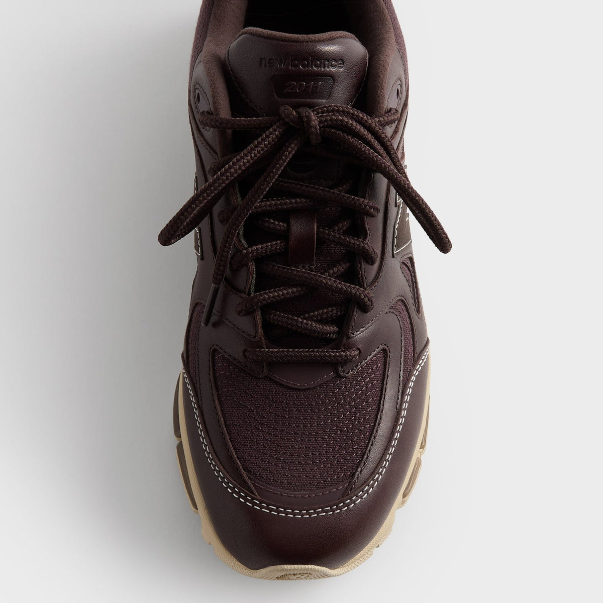 U201130Y U201130Y KITH Ã New Balance 2011 Fudge/Black Coffee (Men's)
