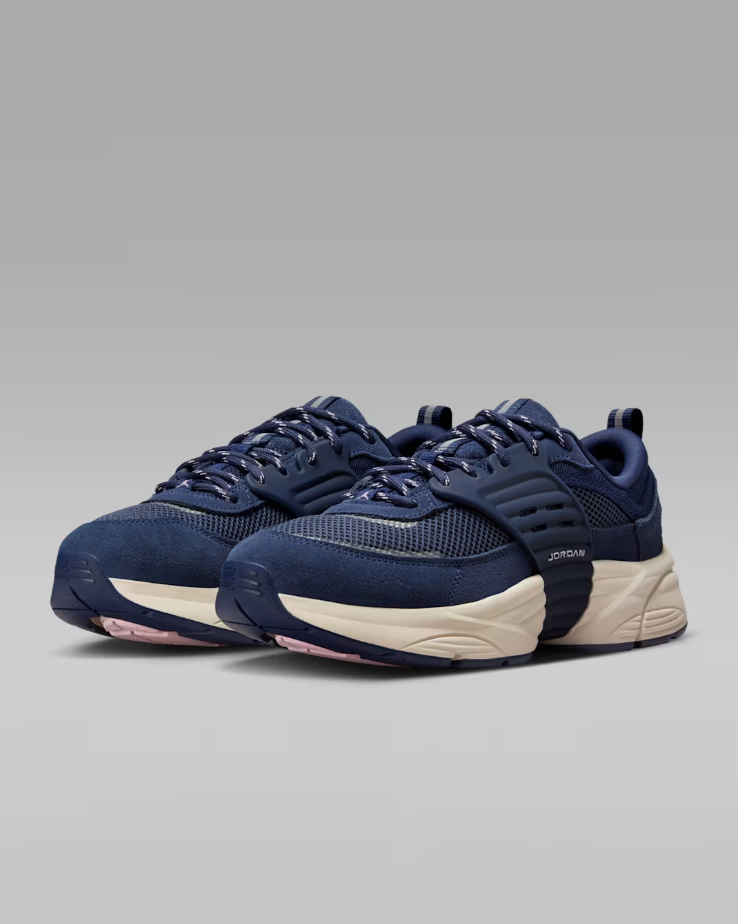 IB3722-400 Nike Jordan Trunner O/S Midnight Navy (Men's)