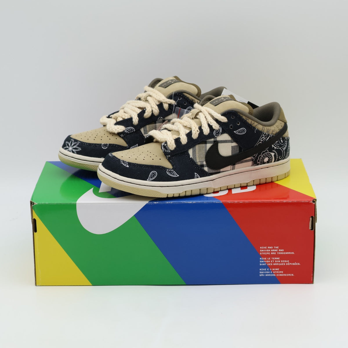 CT5053-001-SP-BOX Travis Scott Ã Nike SB Dunk Low (Special Box) (Men's)