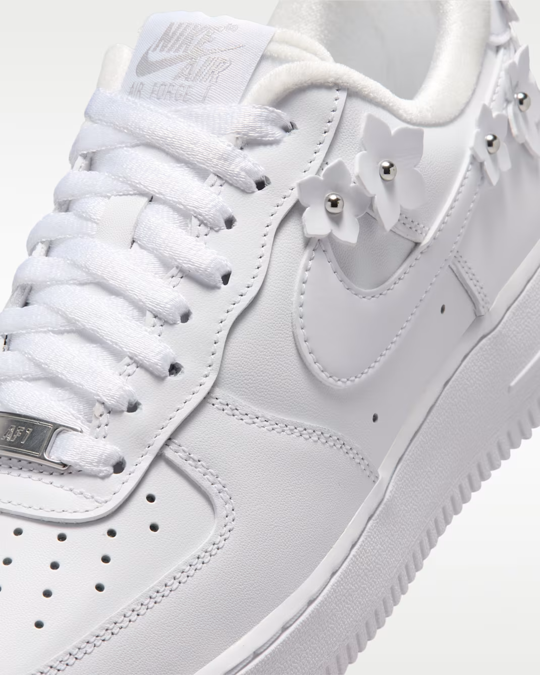 IR8637-100 Nike Air Force 1 '07 Floral Pack "White" (Women's)