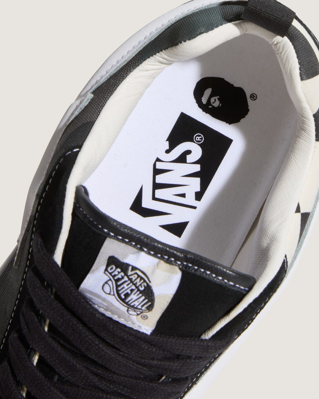VN000Z3929B A BATHING APE Ã Vans Premium Knu Skool "Camo Black" (Men's)