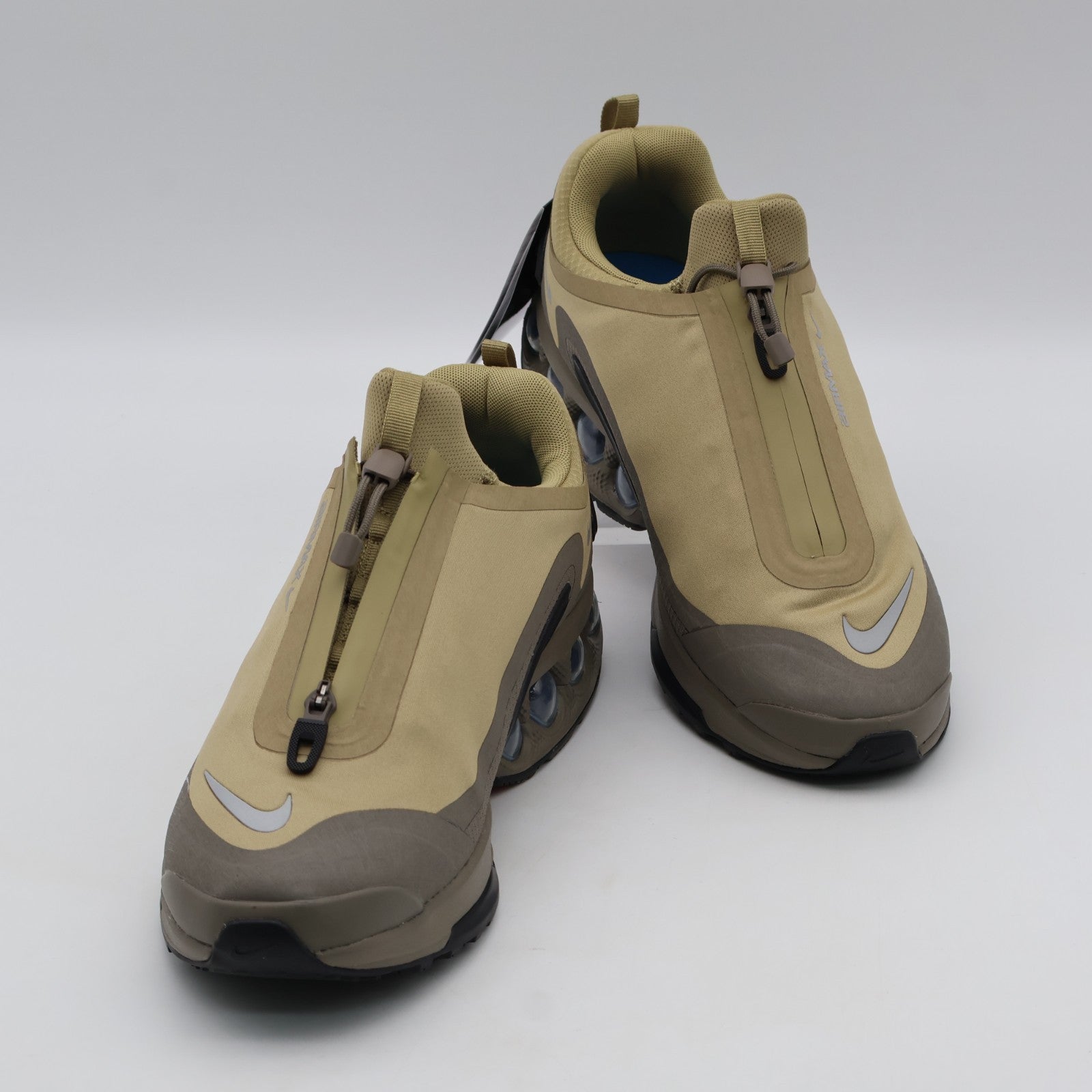 HQ8605-200 Nike Air Max DN Roam (Men's)