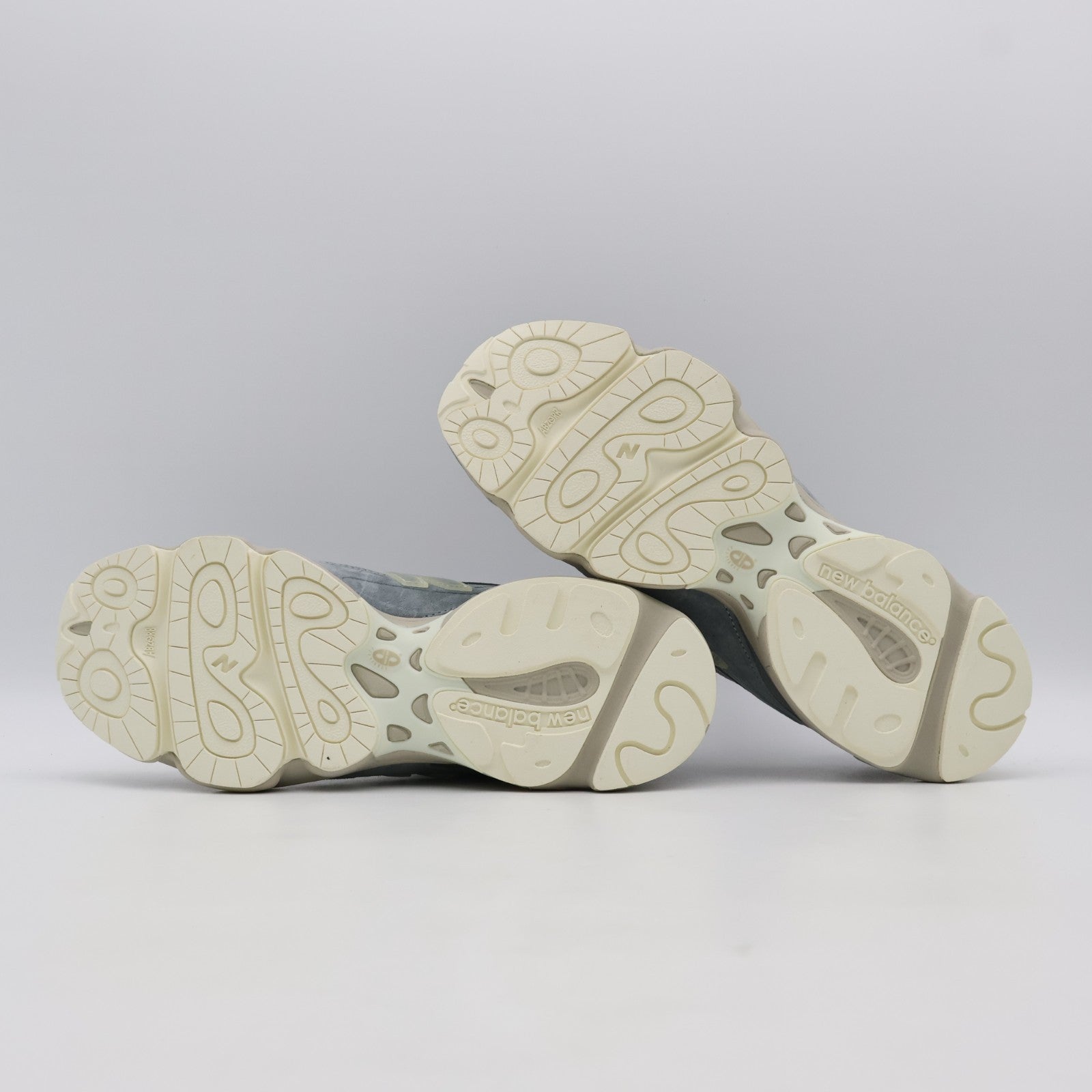M1000KQ KITH New Balance 1000 Quarry (Men's)