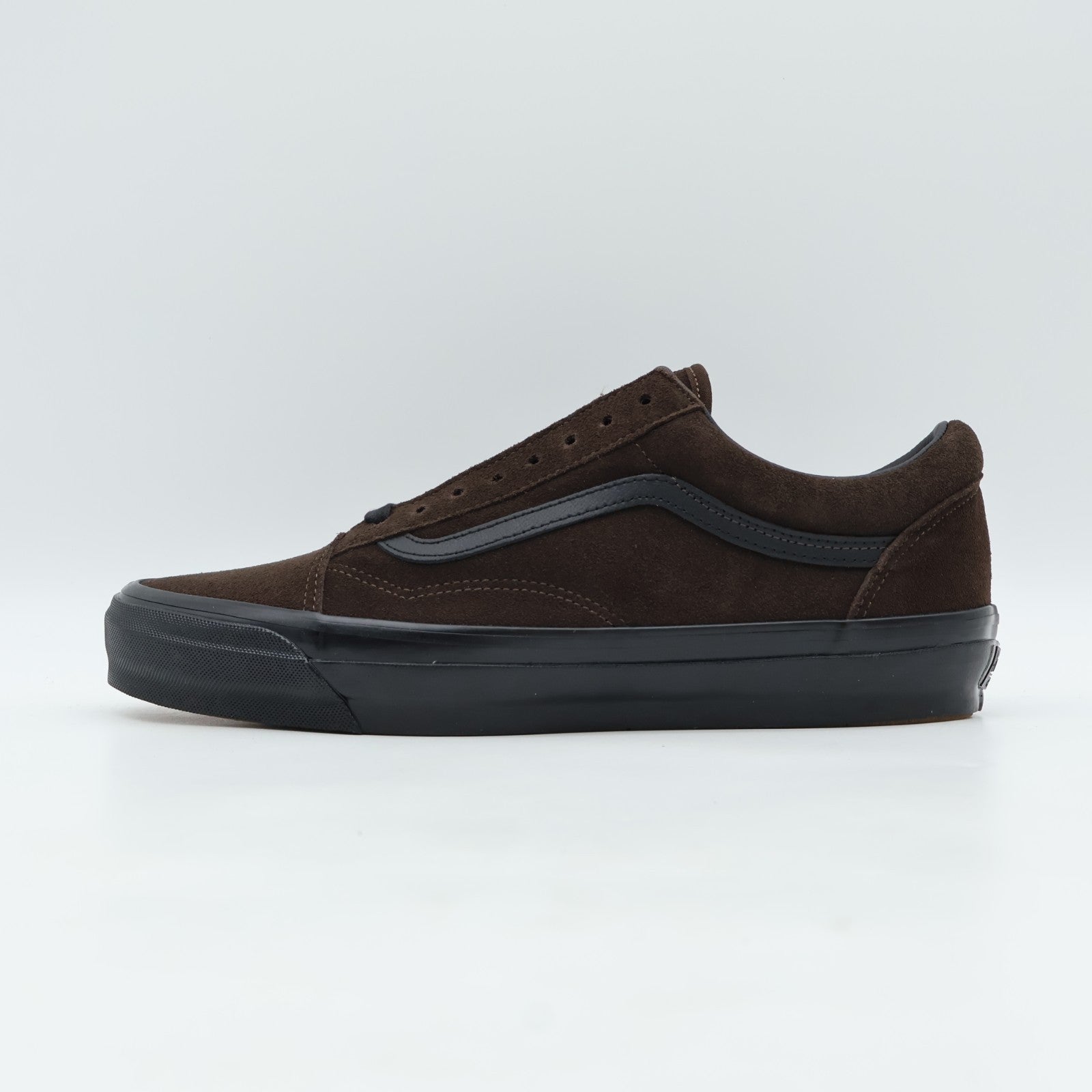 VN000D56YS8 Vans LX Old Skool Suede Black Brown (Men's)