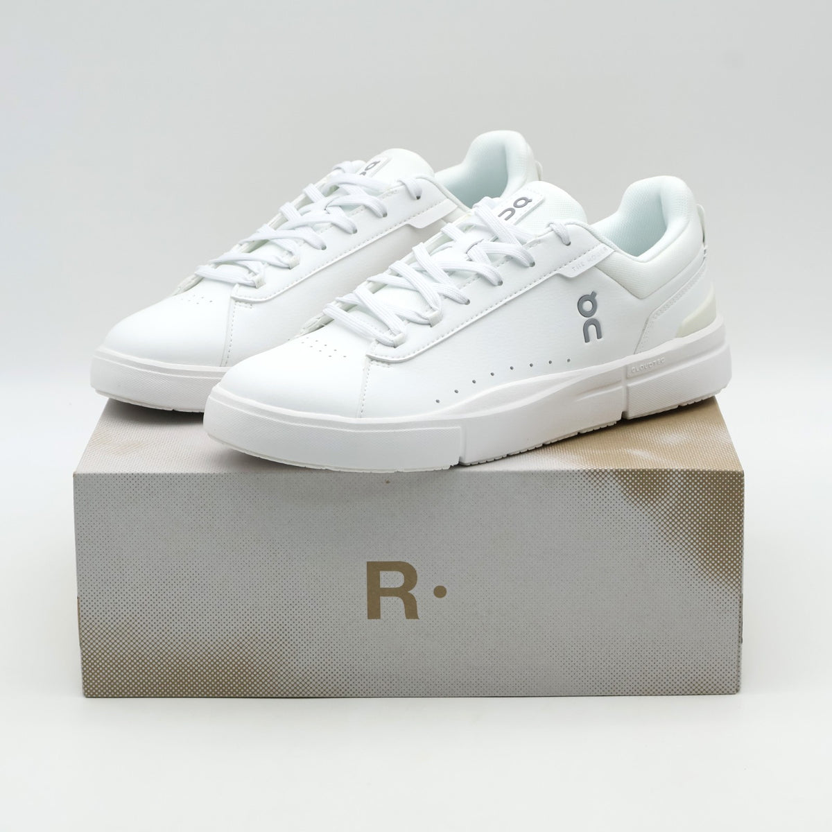 3MF30641200 On THE ROGER Advantage White White (Men's)