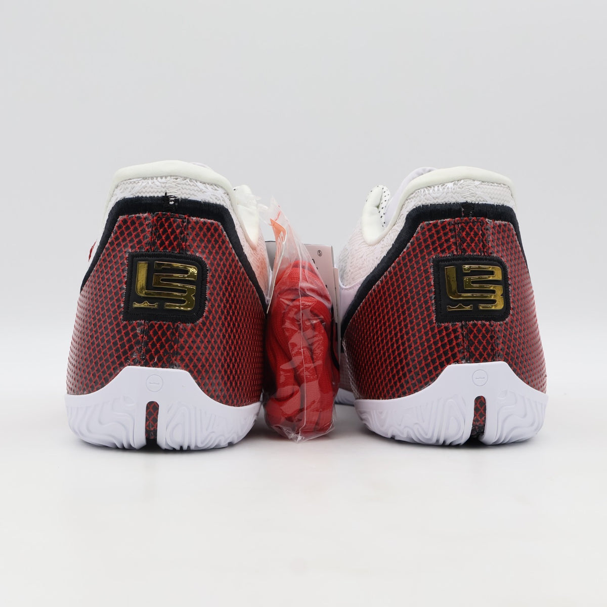 IB9563-100 Nike LeBron 23 EP Grand Opening (Men's)