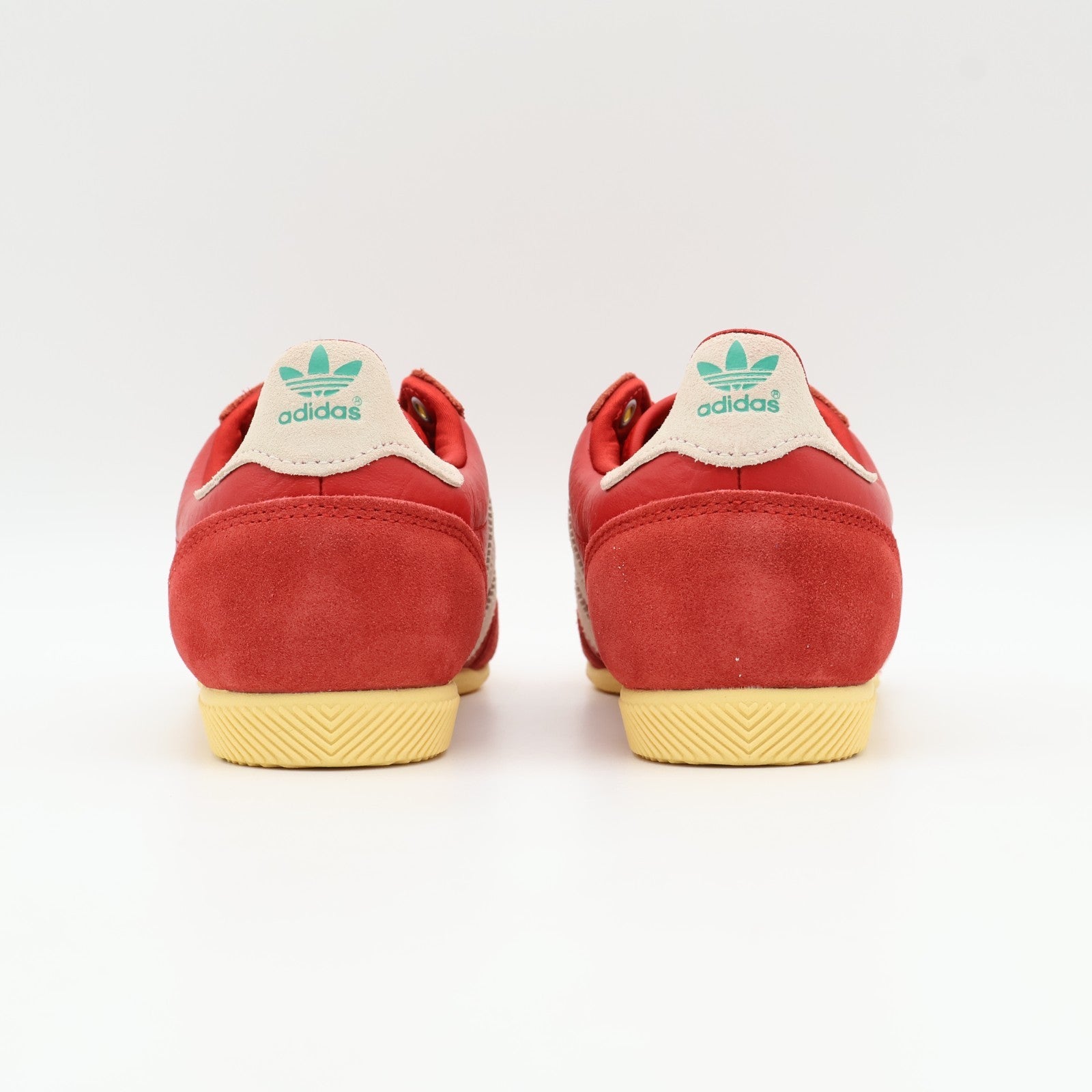 IG4507 adidas Originals Japan Better Scarlet Off White (Women's)