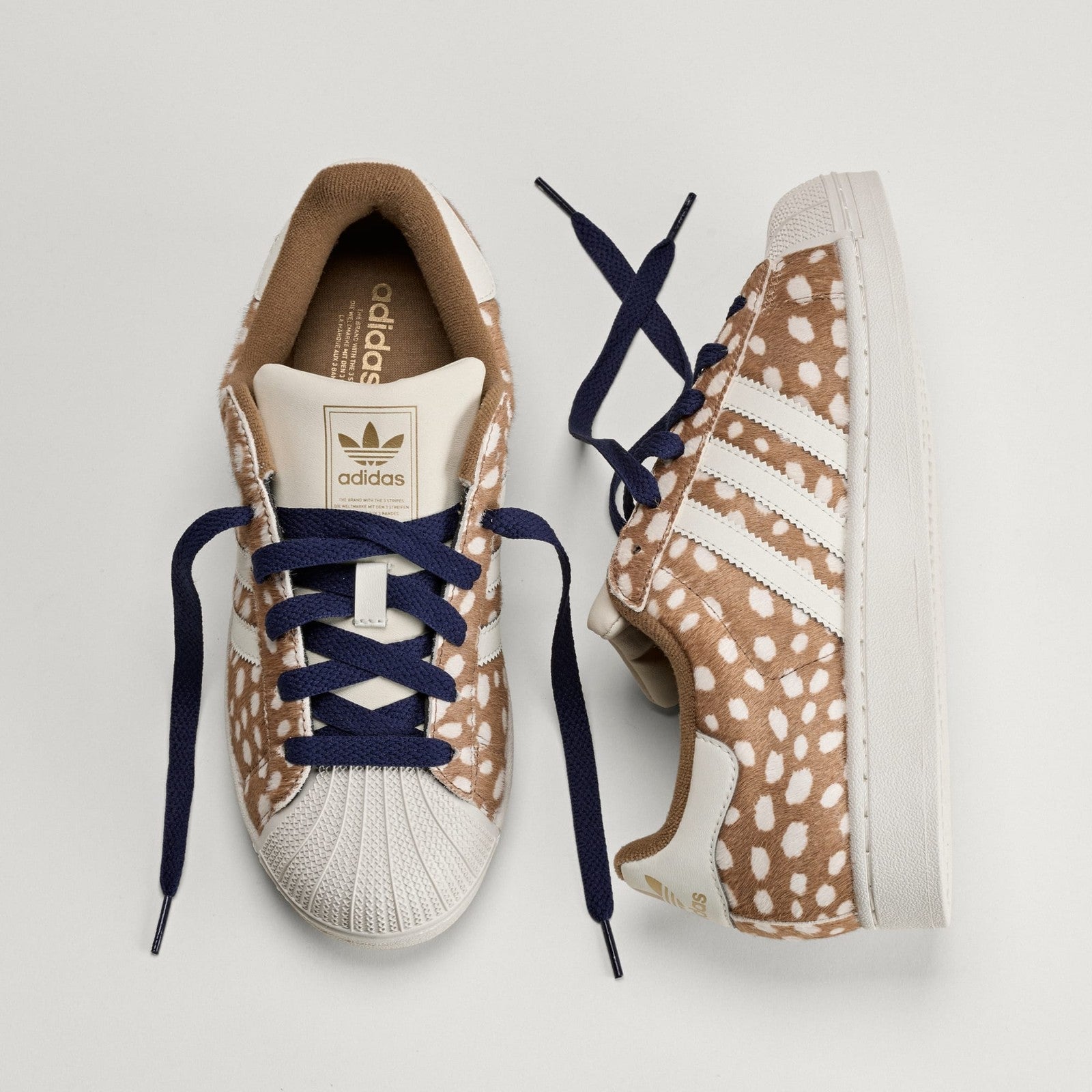 KJ4642 KJ4642 adidas Women's Superstar 2 Brown Desert/Off White (Women's)