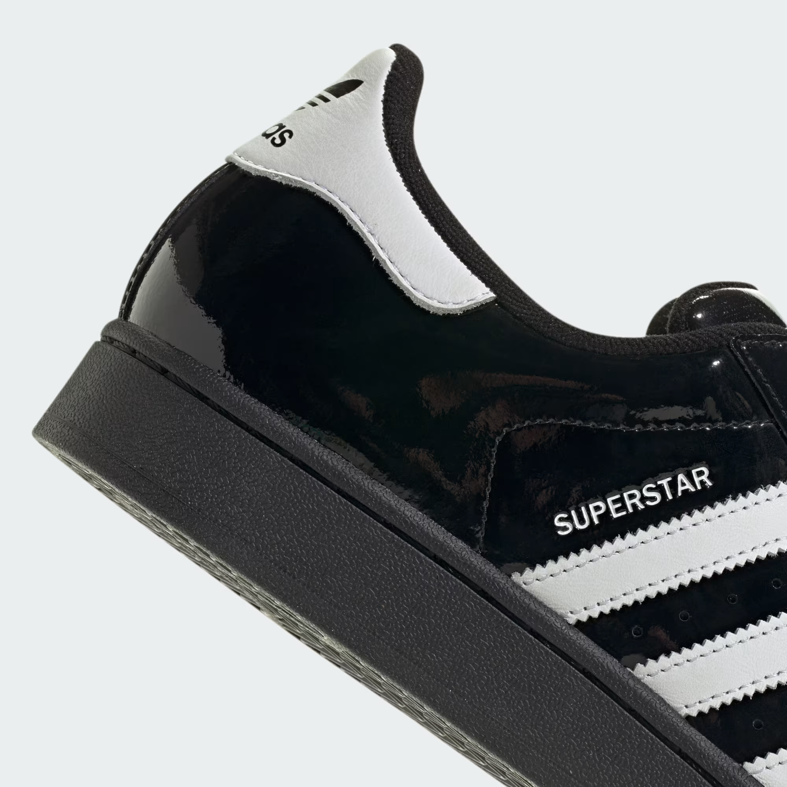 JR7313 adidas Originals Superstar 2 Core Black Footwear White (Men's)