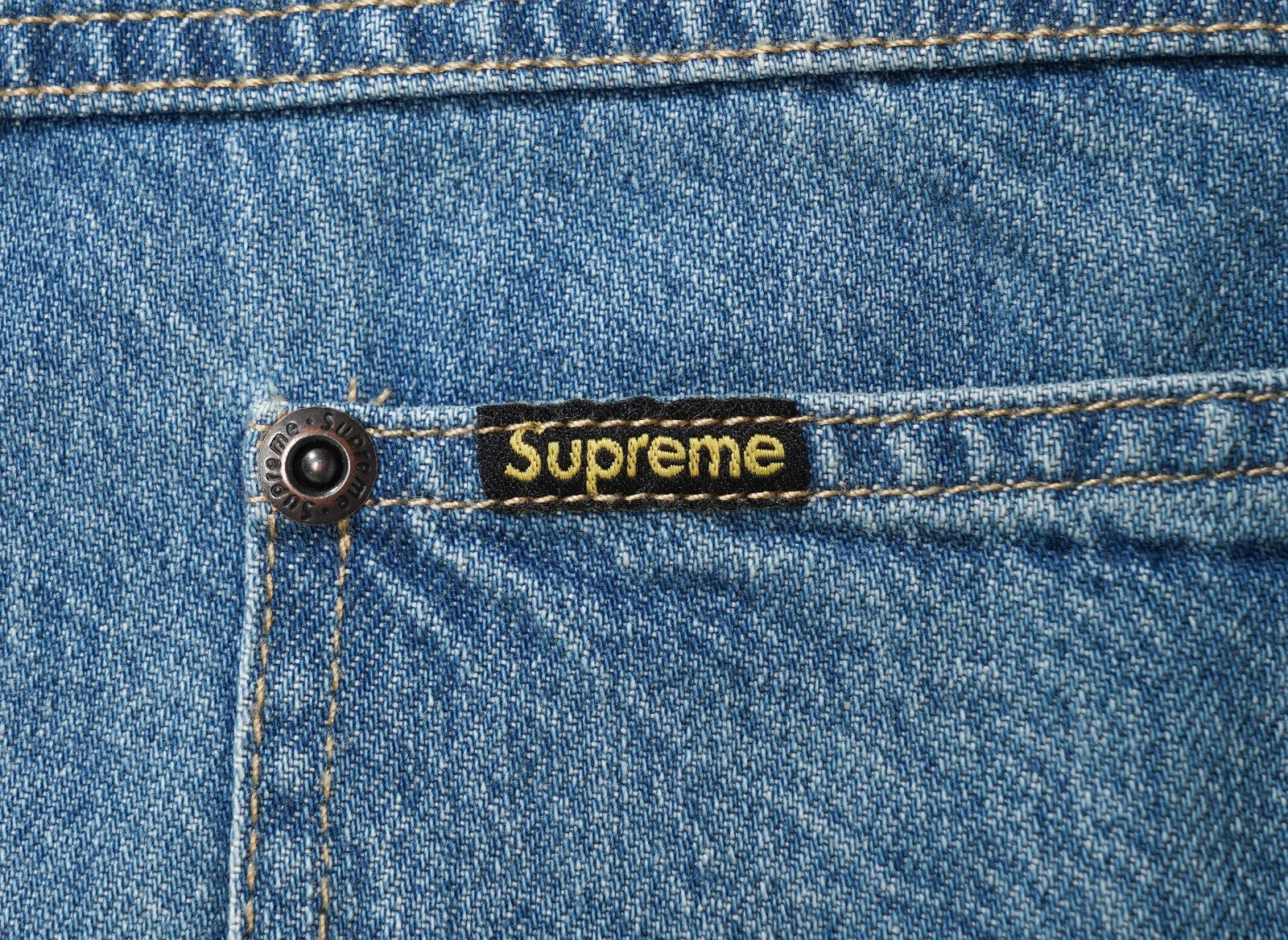Supreme Worn Snap Painter Shirt "Denim"