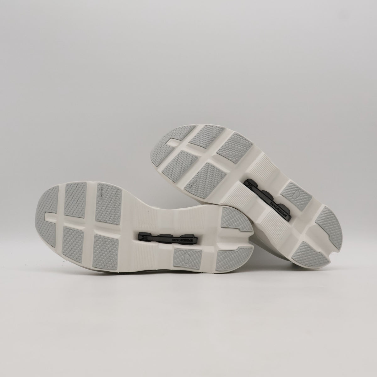3MF10671200 On Cloudmonster Void White (Men's)