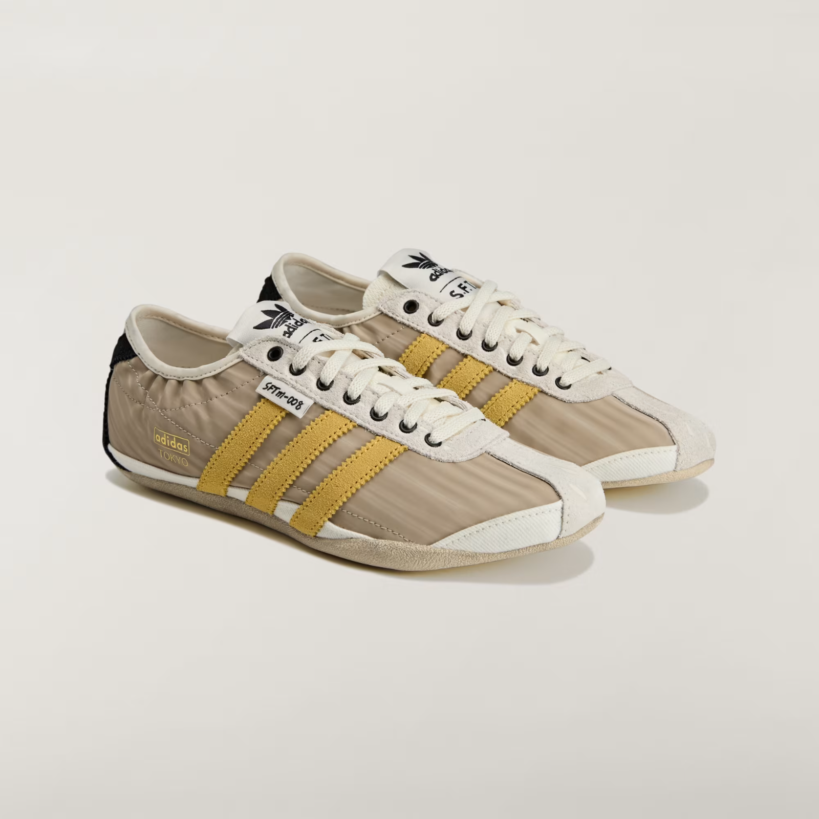 KJ4401 Song For The Mute adidass Tokyo Off White (Women's)