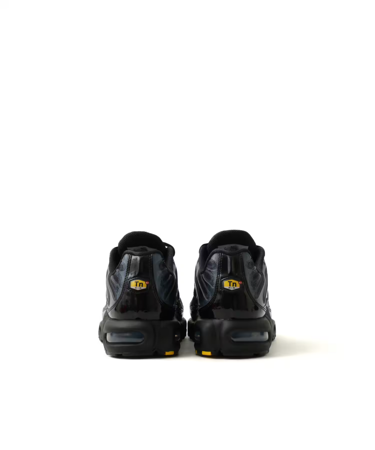 IQ6605-001 Nike Air Max Plus "Black/Cool Grey" (Men's)