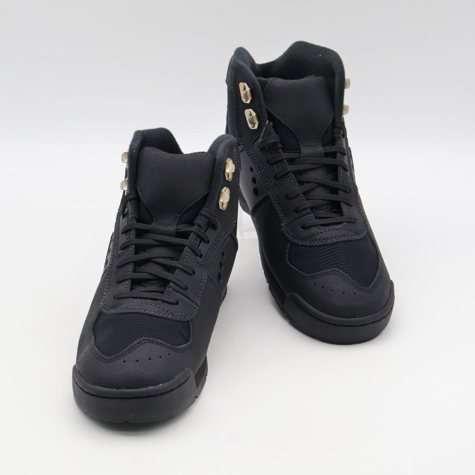 IH4450-001 Nike Baltoro High Black Metallic Gold (Men's)