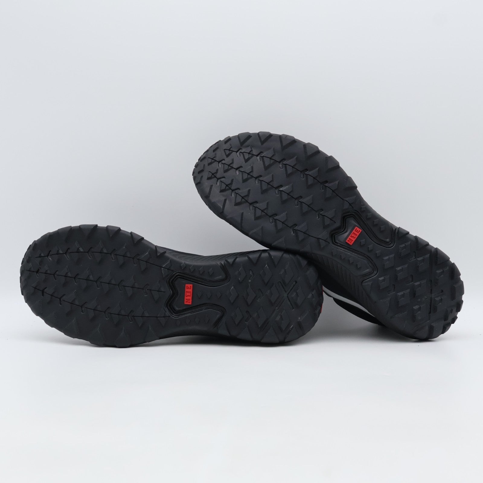 VN000CVUBLK Vans MTE Crosspath Reflective Black (Men's)