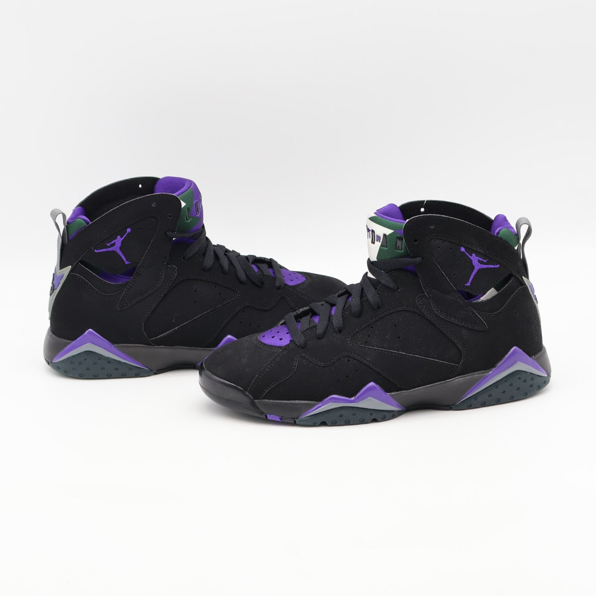 304775-053 Nike Air Jordan 7 "Ray Allen" (Men's)