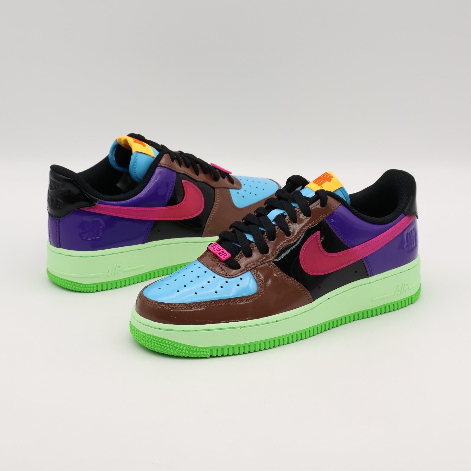 DV5255-200 Nike Air Force 1 Low SP Undefeated Multi-Patent Pink Prime