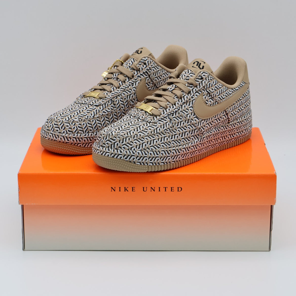 DZ2789-200 Nike Air Force 1 Low United in Victory Hemp (Women's)